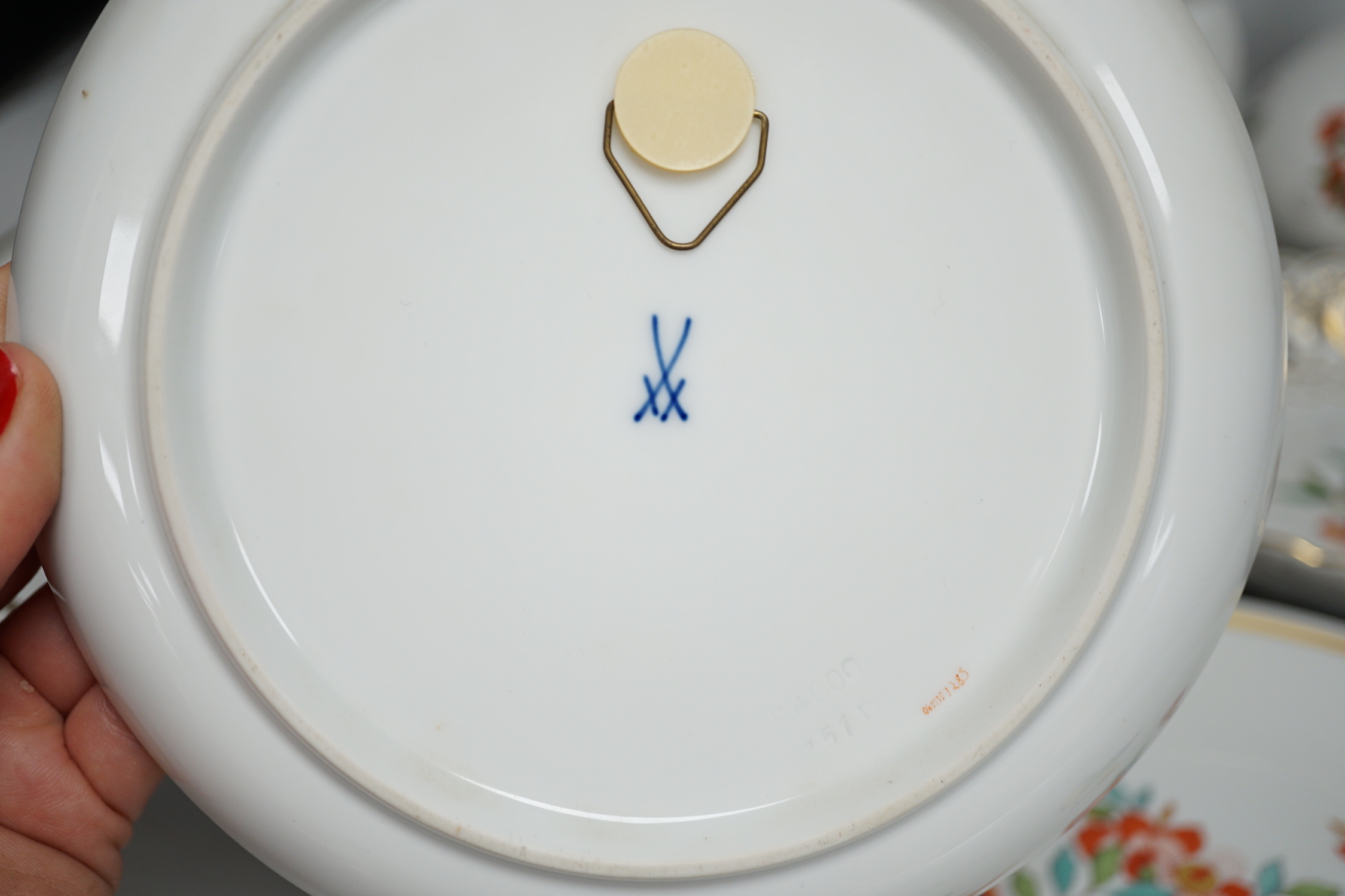 Six items of modern Meissen porcelain, tallest 18cm